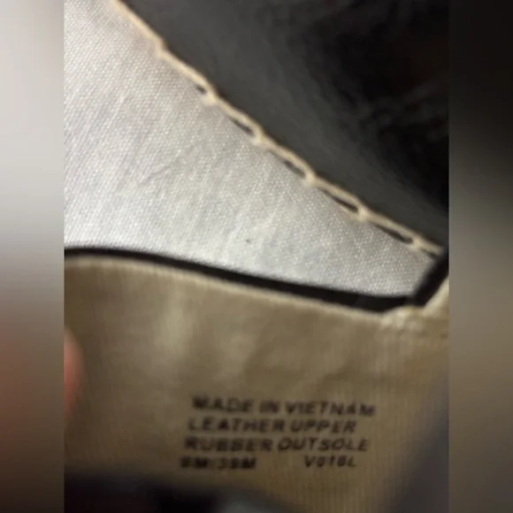 Michael Kors Black
Leather Espadrille
Slip-On Flats Size 9M - Picture 13 of 14